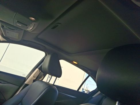 Used 2018 INFINITI Q50 Luxe w/ Essential Package (3.0T Luxe) image 6