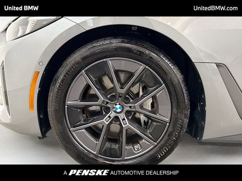 Used 2025 BMW i4 eDrive40 w/ Premium Package image 2
