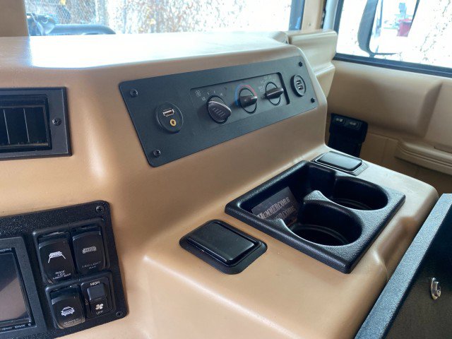 Used 1997 HUMMER H1 4-Door Wagon AWD/4WD image 23