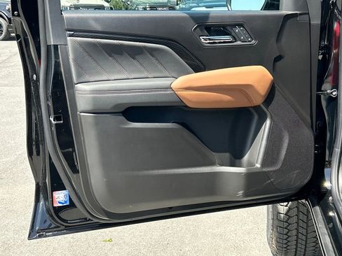 New 2026 GMC Canyon AT4 w/ AT4 Premium Package AWD/4WD image 10