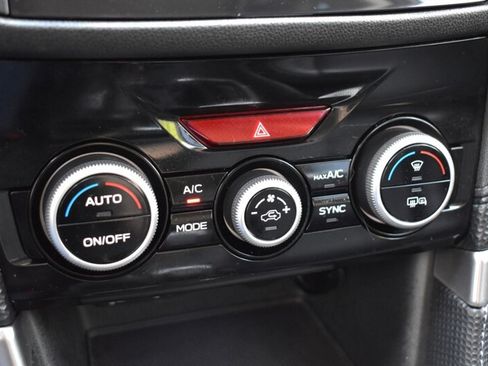 Used 2020 Subaru Forester Limited AWD/4WD image 23
