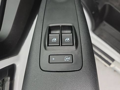 Used 2025 RAM ProMaster 2500 w/ U-Haul Equipment Group FWD image 21