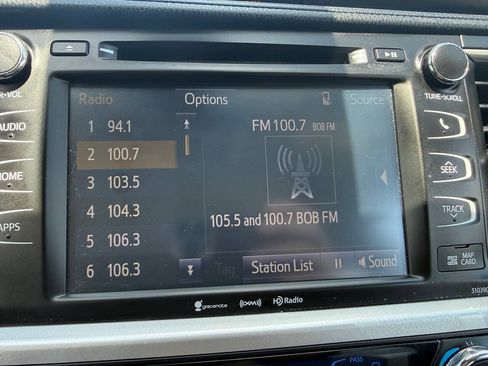 Used 2019 Toyota Highlander XLE AWD/4WD image 42