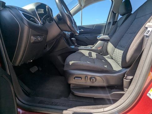 Used 2019 Chevrolet Equinox LT image 22