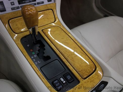 Used 2003 Lexus SC 430 Convertible image 25