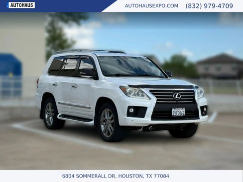 Used 2014 Lexus LX 570 4WD image 1