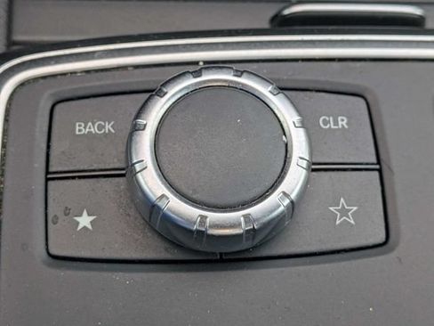 Used 2015 Mercedes-Benz GL 450 4MATIC image 23
