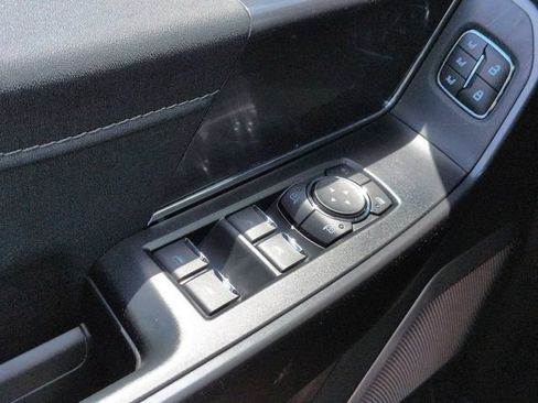 Used 2025 Ford F150 Lariat w/ Equipment Group 502A High AWD/4WD image 31