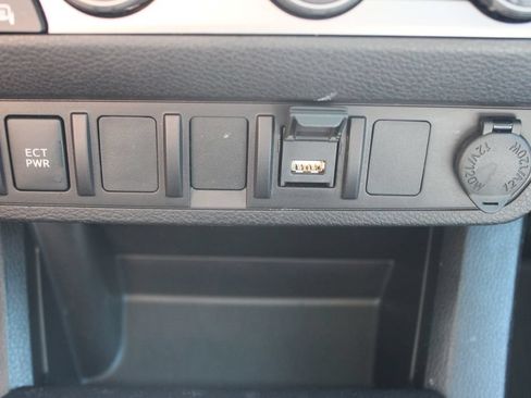 Used 2021 Toyota Tacoma SR w/ SR Convenience Package RWD image 43