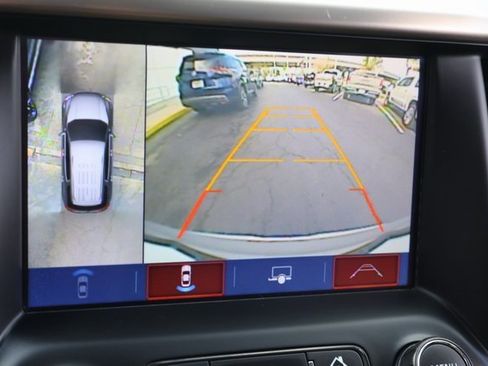 Used 2018 GMC Acadia Denali w/ Technology Package image 27