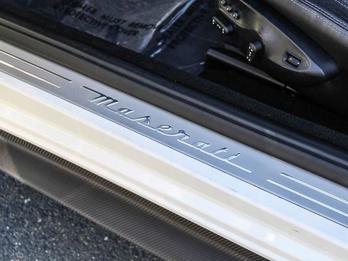 Used 2012 Maserati GranTurismo Sport image 24