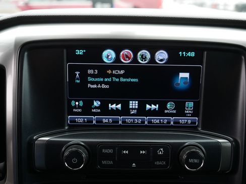 Used 2017 Chevrolet Silverado 1500 LT w/ All Star Edition image 22