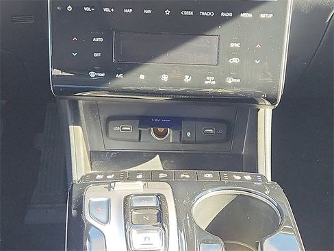 Certified 2023 Hyundai Tucson Limited image 17