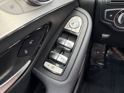 Used 2019 Mercedes-Benz GLC 300 image 26