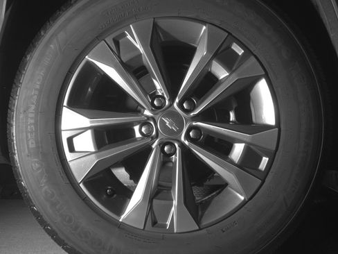 Used 2025 Chevrolet Equinox LT FWD image 15