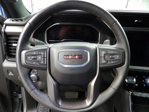 Used 2024 GMC Sierra 1500 AT4 w/ Technology Package AWD/4WD image 49