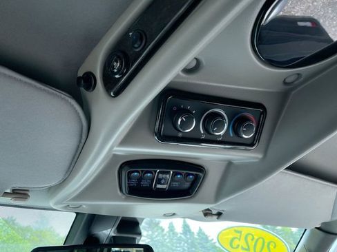 Used 2025 GMC Savana 2500 w/ Driver Convenience Package RWD image 33