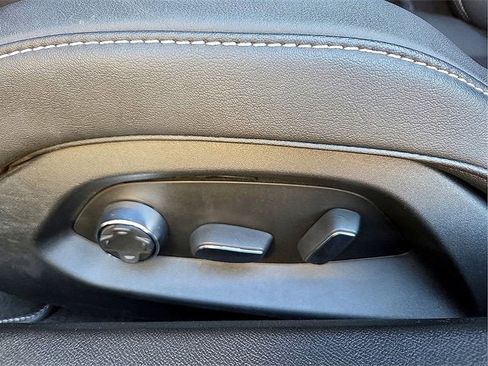 Used 2023 Chevrolet Corvette Stingray Preferred Cpe w/ Battery Protection Package image 16