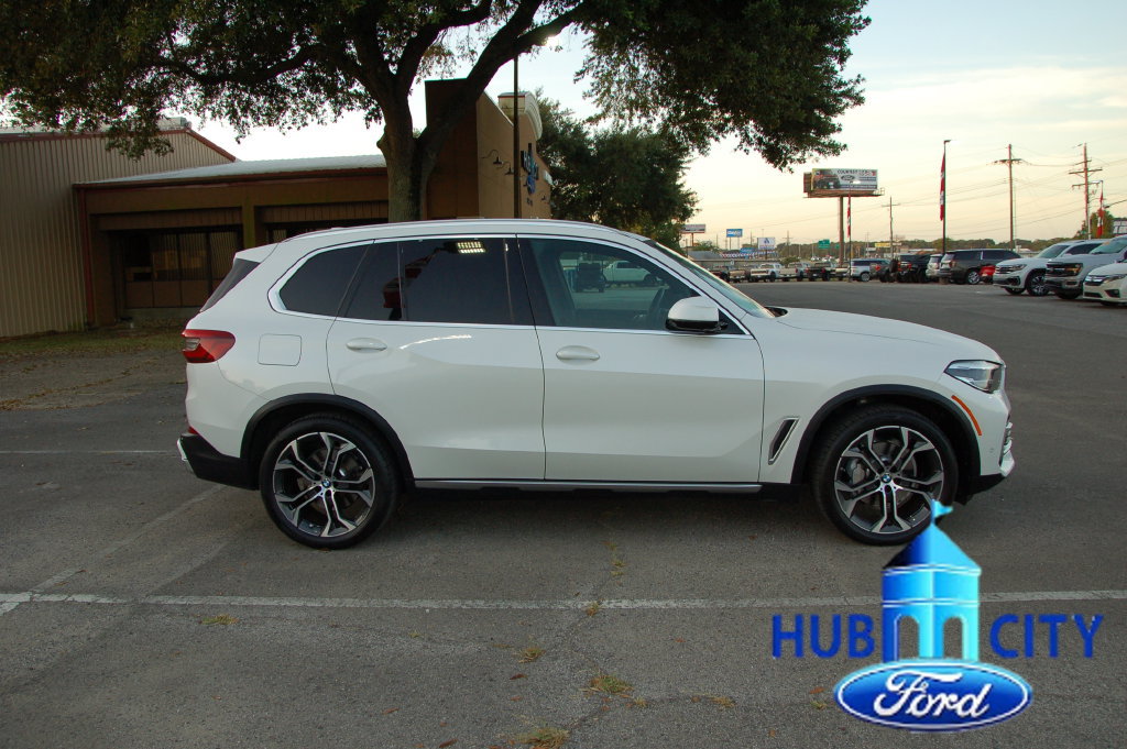 Used 2023 BMW X5 xDrive40i w/ Premium Package AWD/4WD image 6