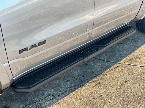 Used 2025 RAM 1500 Laramie w/ Night Edition image 10