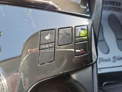 Used 2023 Kia Sportage LX image 13