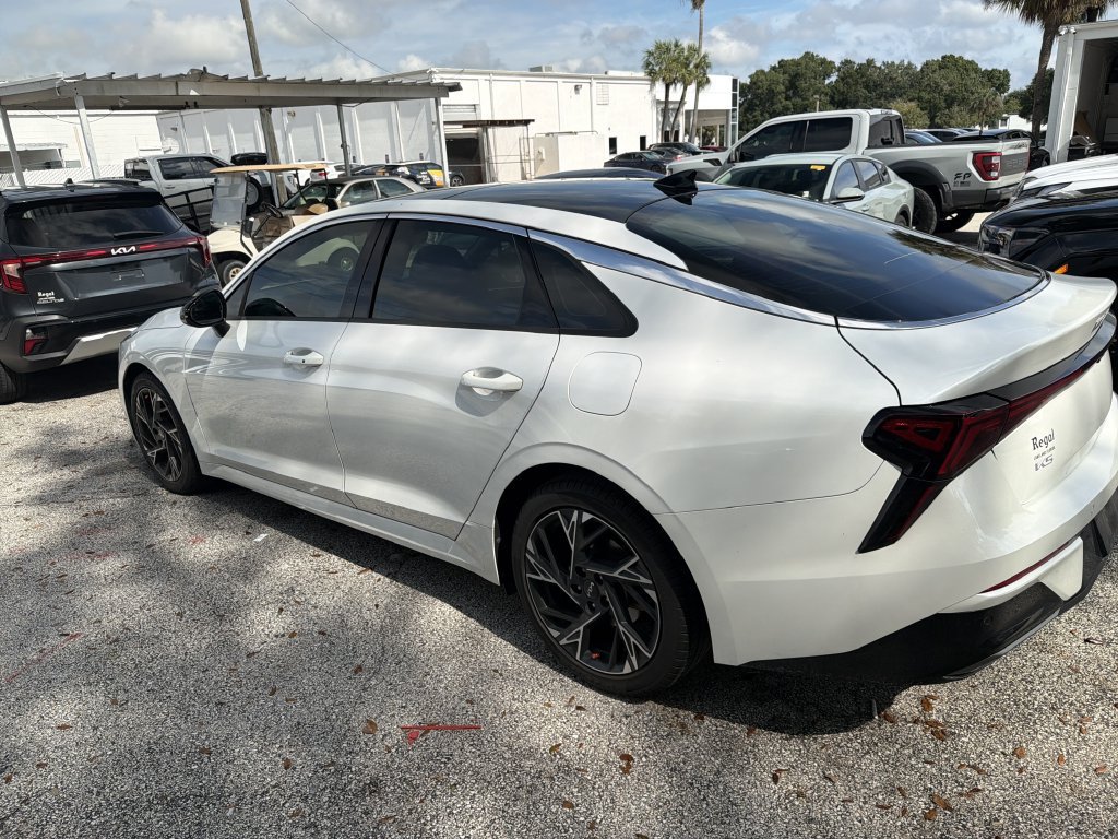 Used 2025 Kia K5 GT-Line w/ GT-Line Premium Package FWD image 7