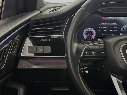 Used 2020 Audi Q8 Premium Plus w/ Premium Plus Package AWD/4WD image 10