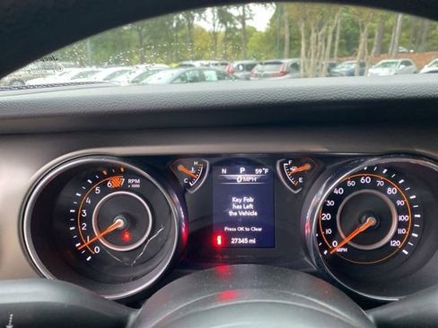 Used 2021 Jeep Wrangler Sport image 35