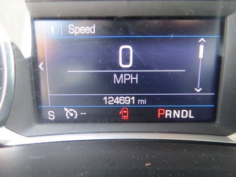 Used 2019 Chevrolet Equinox LT FWD image 23