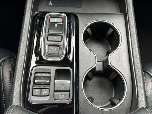 Used 2023 Honda Pilot Touring image 30