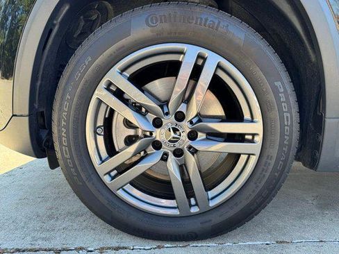 Certified 2025 Mercedes-Benz GLA 250 image 4