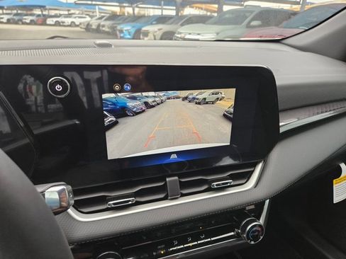 New 2026 Chevrolet Equinox LT image 14