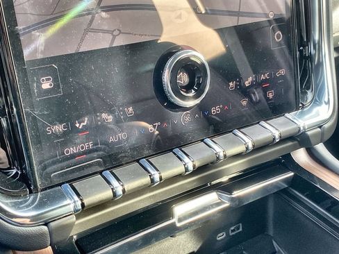Used 2026 GMC Yukon XL Denali w/ Advanced Technology Package AWD/4WD image 24