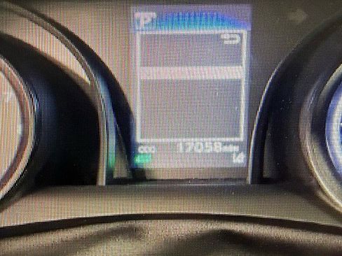 Used 2022 Toyota Camry SE image 6