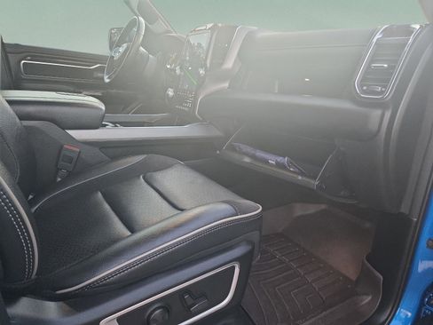 Used 2024 RAM 1500 Laramie image 29