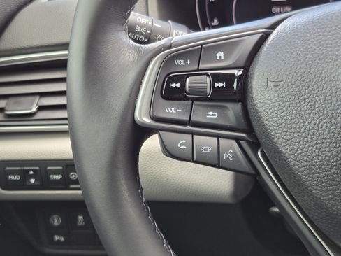 Used 2019 Honda Accord Touring image 26