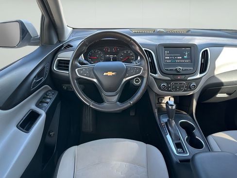 Used 2018 Chevrolet Equinox LT image 17