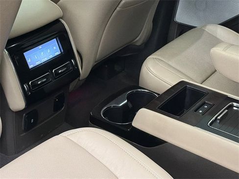 Used 2022 Lincoln Aviator Reserve w/ Equipment Group 201A image 20