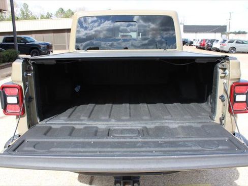 Certified 2020 Jeep Gladiator Rubicon image 14