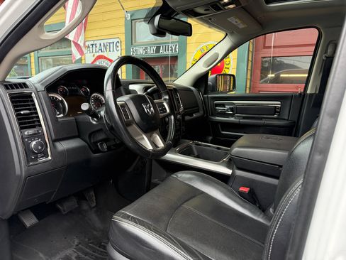 Used 2018 RAM 2500 Laramie w/ Sport Appearance Group image 14