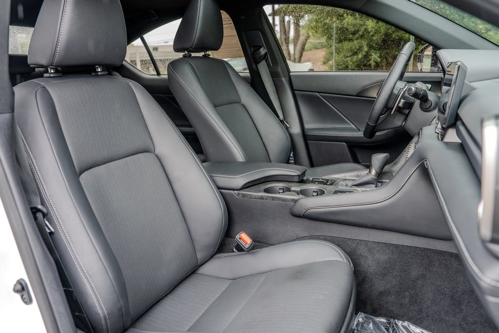 Used 2026 Lexus IS 350 F Sport w/ Accessory Package Z1 RWD image 21