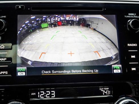 Used 2019 Subaru Outback 2.5i Limited w/ Popular Package #2 image 19