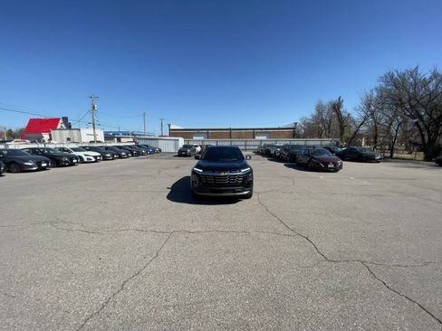 Used 2025 Chevrolet Equinox LT image 15