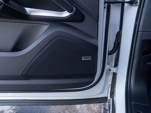 Used 2025 Porsche Cayenne Turbo image 26