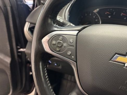 Used 2020 Chevrolet Traverse LT w/ Driver Confidence II Package AWD/4WD image 16