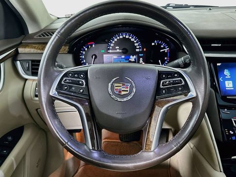 Used 2013 Cadillac XTS Luxury w/ Driver Awareness Package FWD image 18