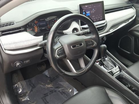 Certified 2022 Jeep Compass Latitude w/ Convenience Group image 10