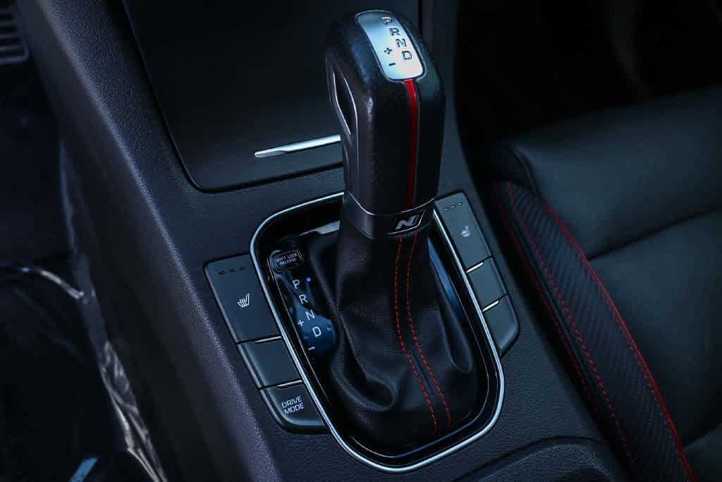 Used 2020 Hyundai Elantra GT N Line FWD image 18