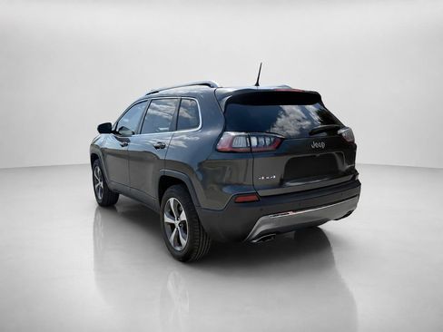 Used 2019 Jeep Cherokee Limited w/ Luxury Group AWD/4WD image 4