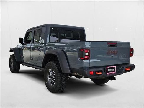 New 2025 Jeep Gladiator Mojave w/ Convenience Group image 9